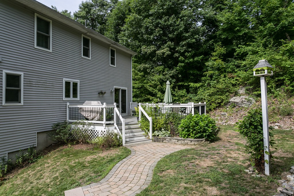 372 Amherst Road Belchertown, MA 01007 - Photo 8 of 30 Gallery Image 8