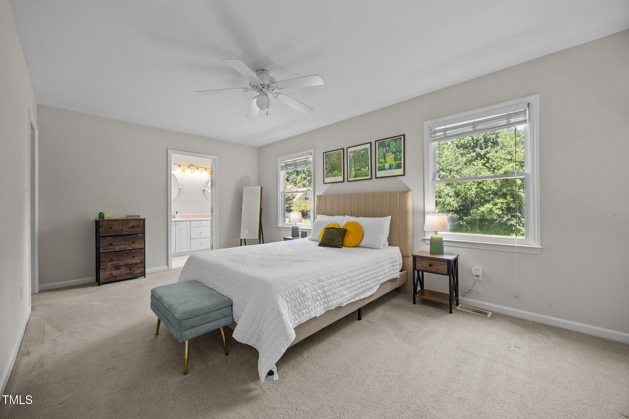 305 McGregor Drive, Unit B Chapel Hill, NC 27514 - Photo 14 of 33 27-web-or-mls-IMG_3742