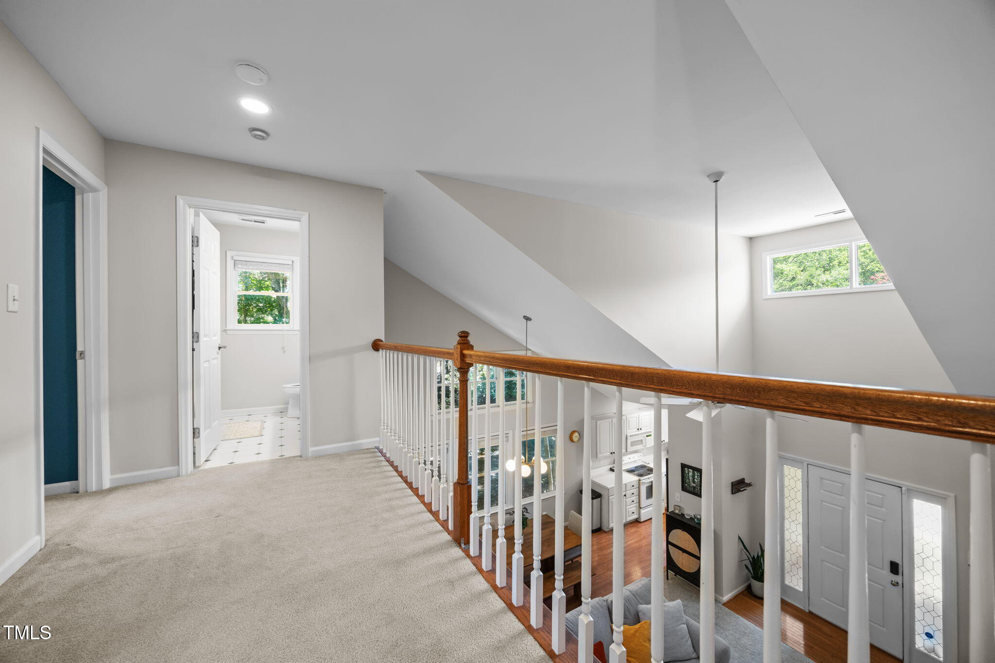 305 McGregor Drive, Unit B Chapel Hill, NC 27514 - Photo 19 of 33 33-web-or-mls-IMG_3775