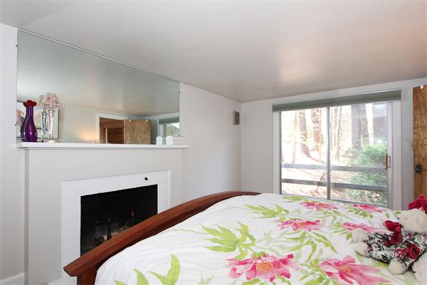 6 White Road Wayland, MA 01778 - Photo 21 of 24 a bedroom with a bed and a window