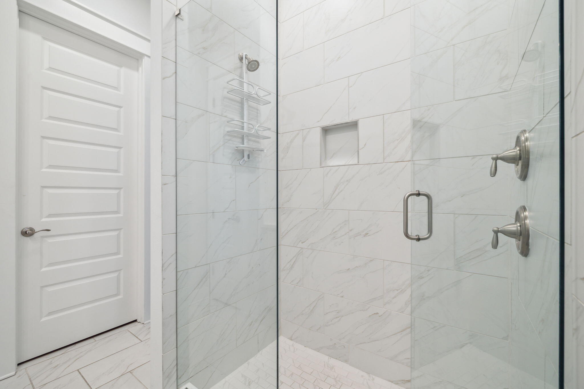 309 Milestone Dr Inlet Beach, Unit A Inlet Beach, FL 32461 - Photo 30 of 54 a bathroom with a shower