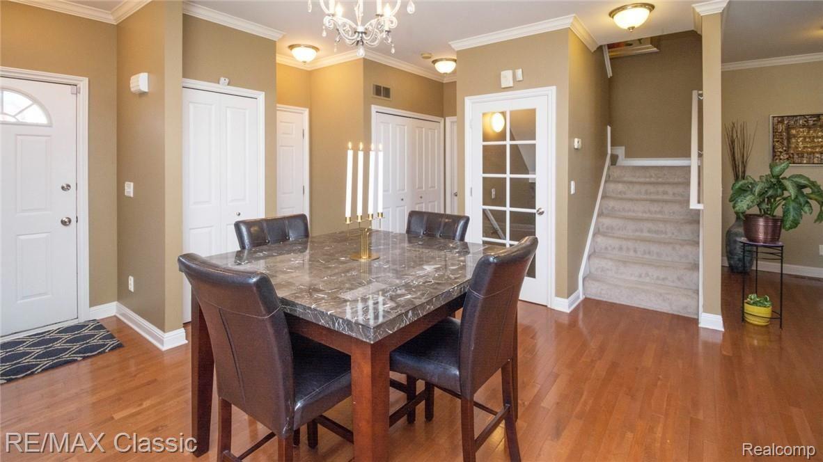 41460 Glade Road Canton, MI 48187 - Photo 10 of 37 011_17.jpg