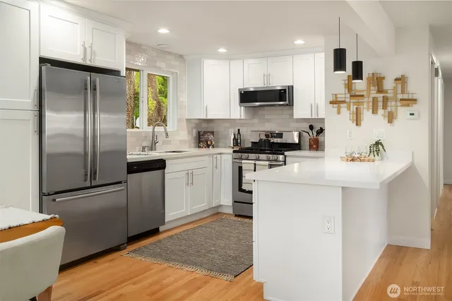 $1,185,000 | 8004 203rd Place Southwest, Edmonds, WA 98026