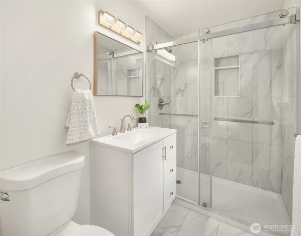 $1,185,000 | 8004 203rd Place Southwest, Edmonds, WA 98026