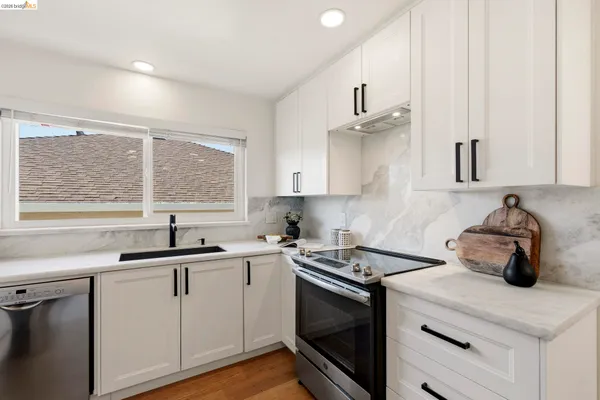 $1,275,000 | 1665 Highland Boulevard, Hayward, CA 94542