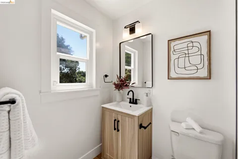 $1,275,000 | 1665 Highland Boulevard, Hayward, CA 94542