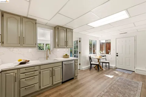 $1,275,000 | 1665 Highland Boulevard, Hayward, CA 94542