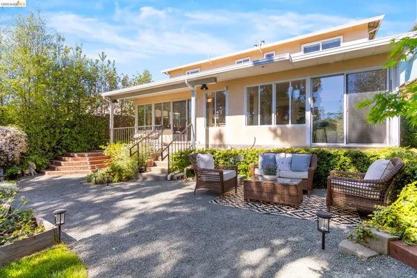 $1,275,000 | 1665 Highland Boulevard, Hayward, CA 94542