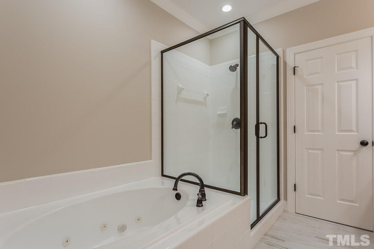 4205 Norman Ridge Lane Raleigh, NC 27613 - Photo 14 of 25
