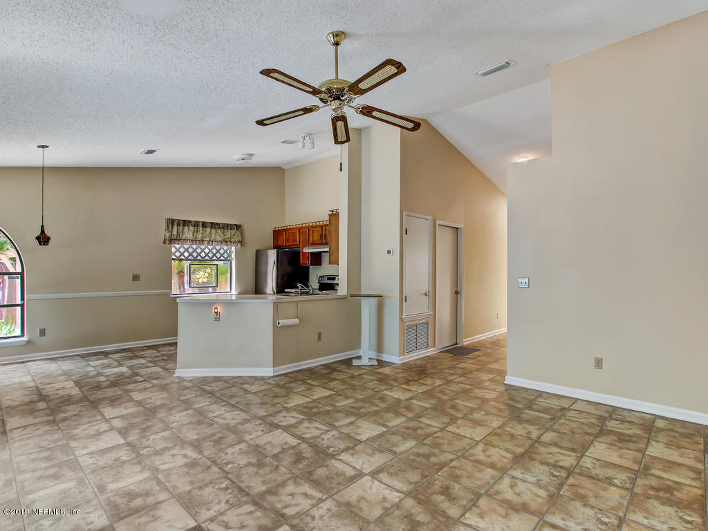 3867 Winter Berry Road East Jacksonville, FL 32210 - Photo 9 of 31 3867 Winter Berry Rd E-009-019-Family Ro