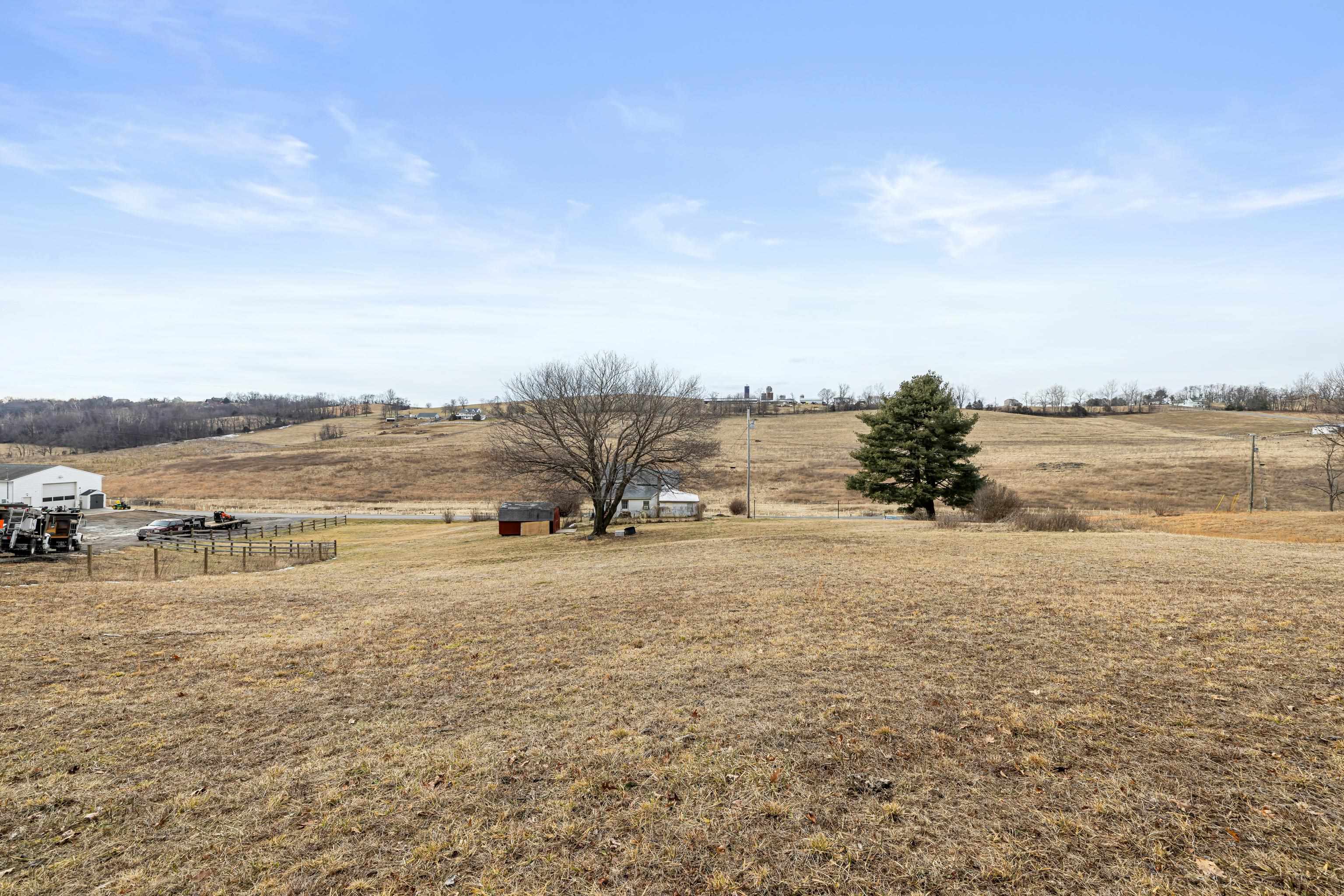 394 Ridge Road Raphine, VA 24472 - Photo 31 of 46 a view of an ocean