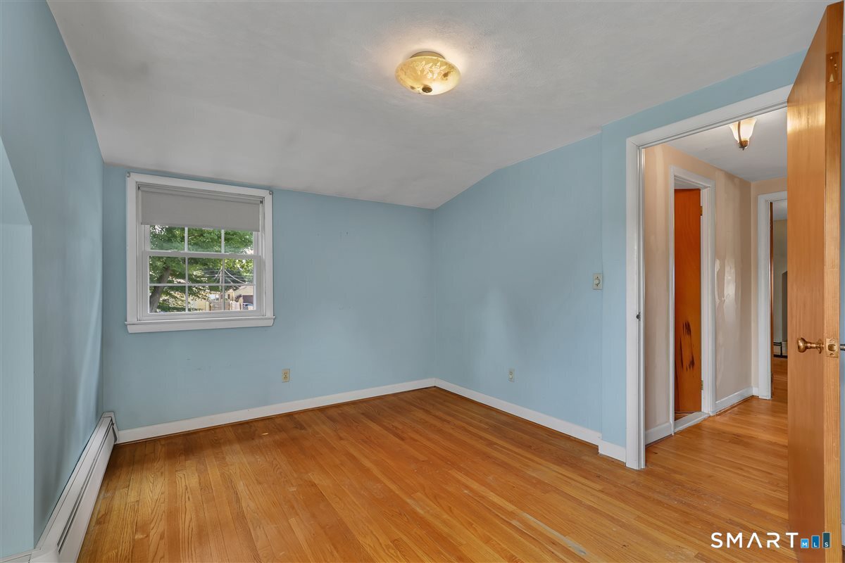 64 Bretton Road Manchester, CT 06042 - Photo 19 of 30