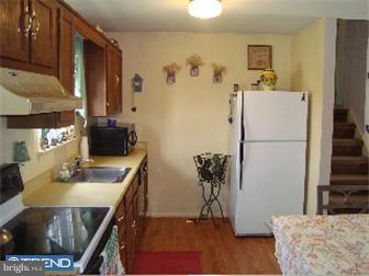 121 Coopers Kill Road Delran, NJ 08075 - Photo 6 of 10 Kitchen