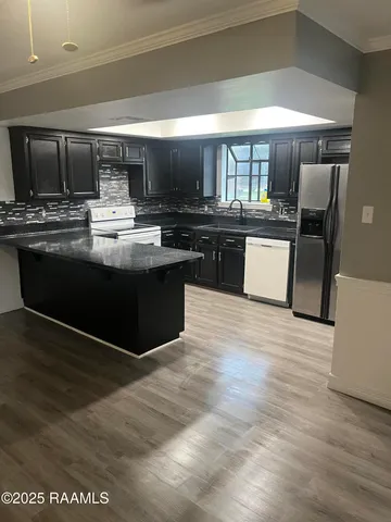 $1,800 | 115 Larry Street, Lafayette, LA 70506