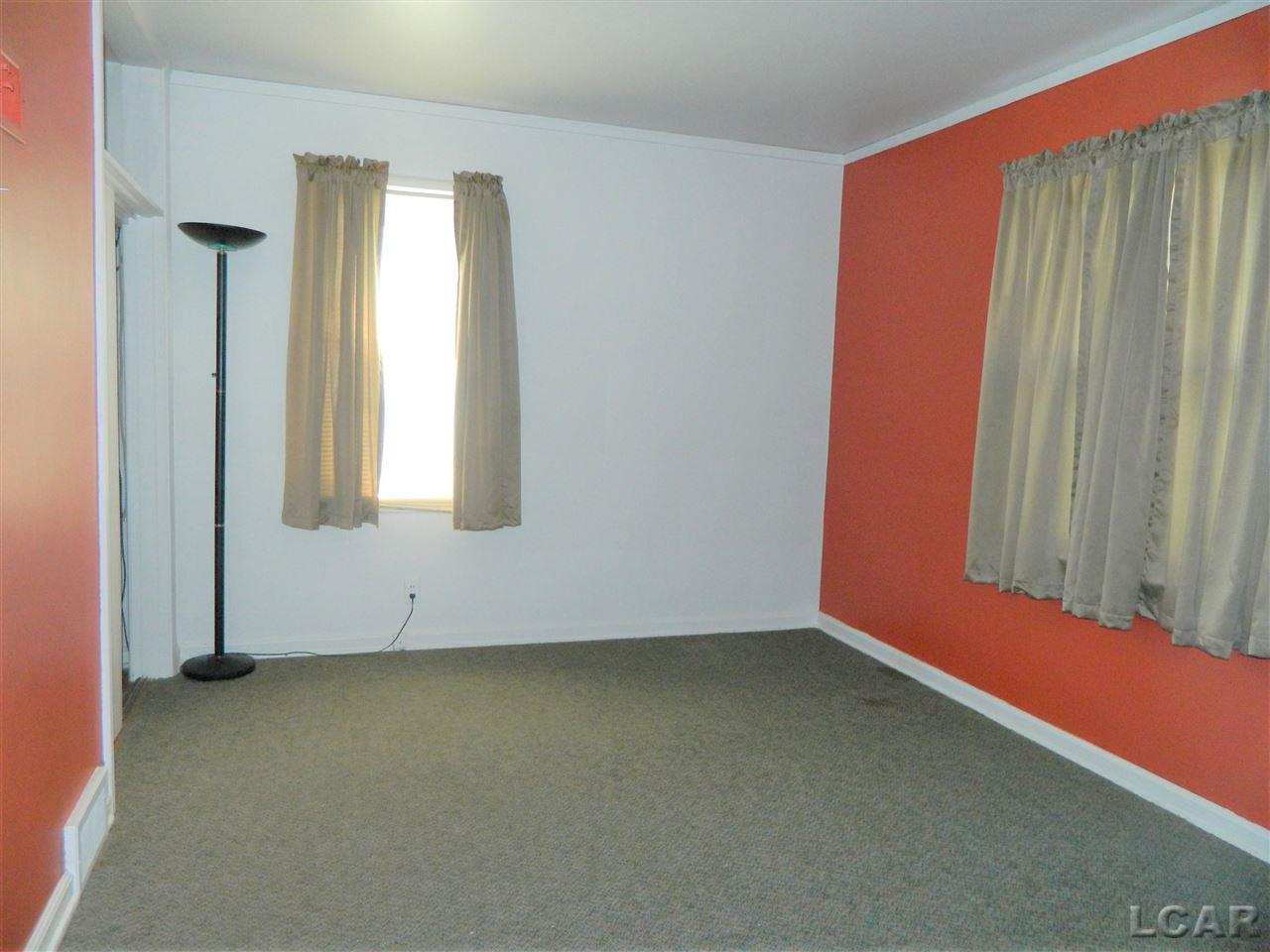 211 2nd Street Addison, MI 49220 - Photo 12 of 14 50052582-11.JPG