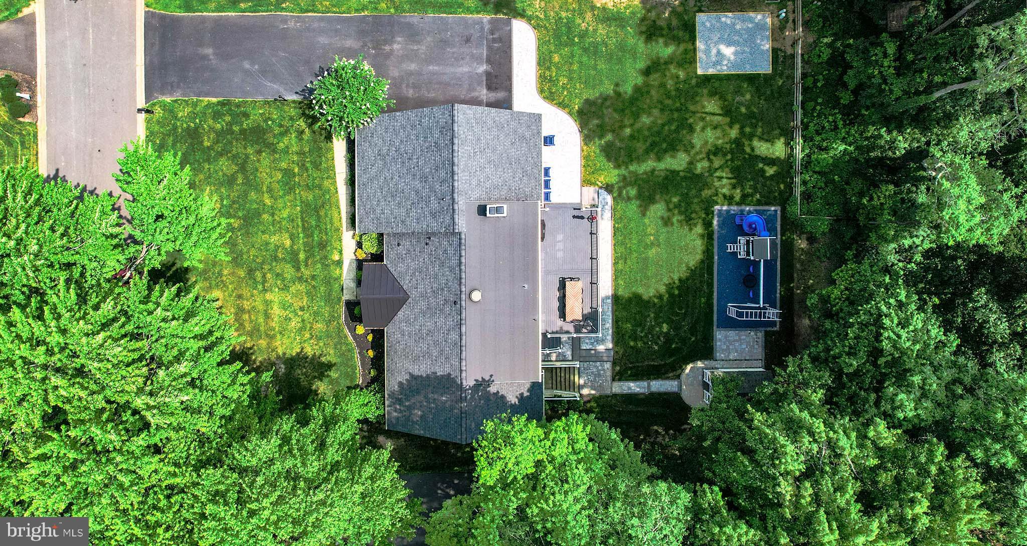 122 Hitching Post Drive Wilmington, DE 19803 - Photo 17 of 64 an aerial view of a house