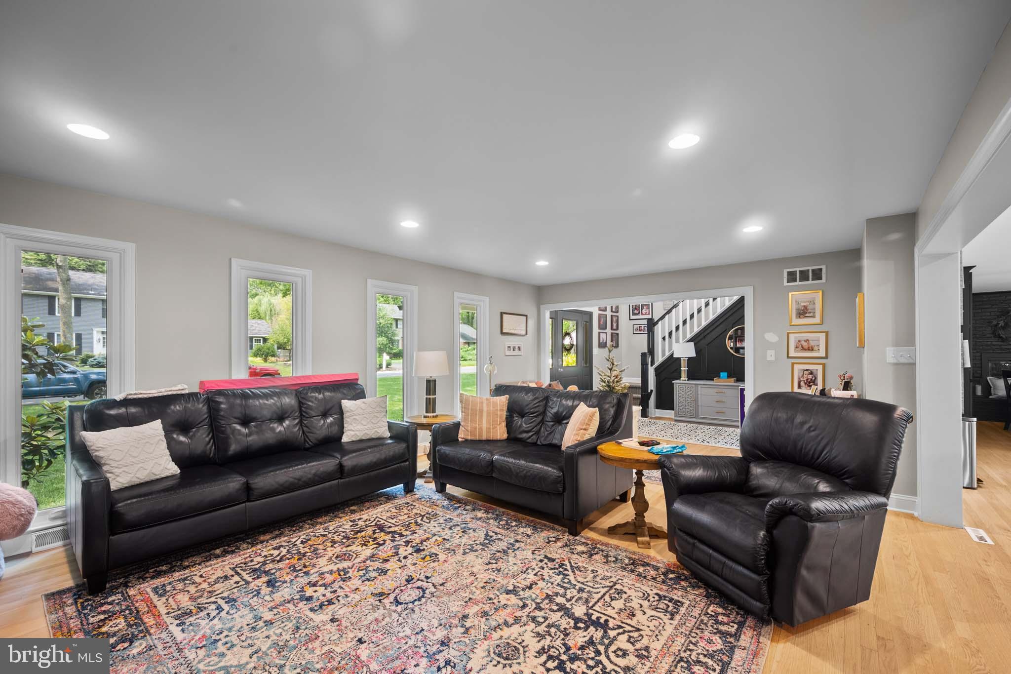 122 Hitching Post Drive Wilmington, DE 19803 - Photo 32 of 64 a living room with furniture and a couch