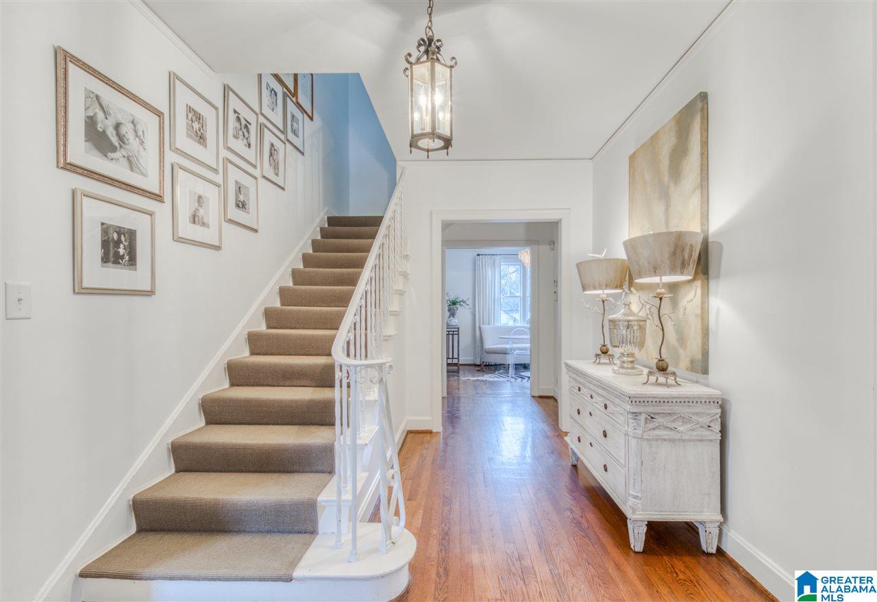 2608 Heathermoor Road Birmingham, AL 35223 - Photo 6 of 34 Gallery Image 6