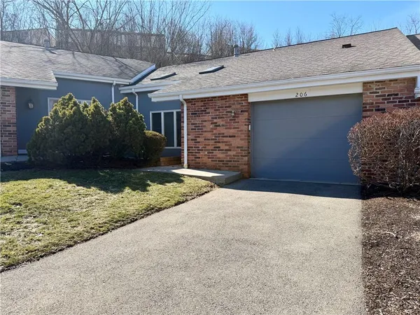 $249,900 | 206 Queens Court, Canonsburg, PA 15317