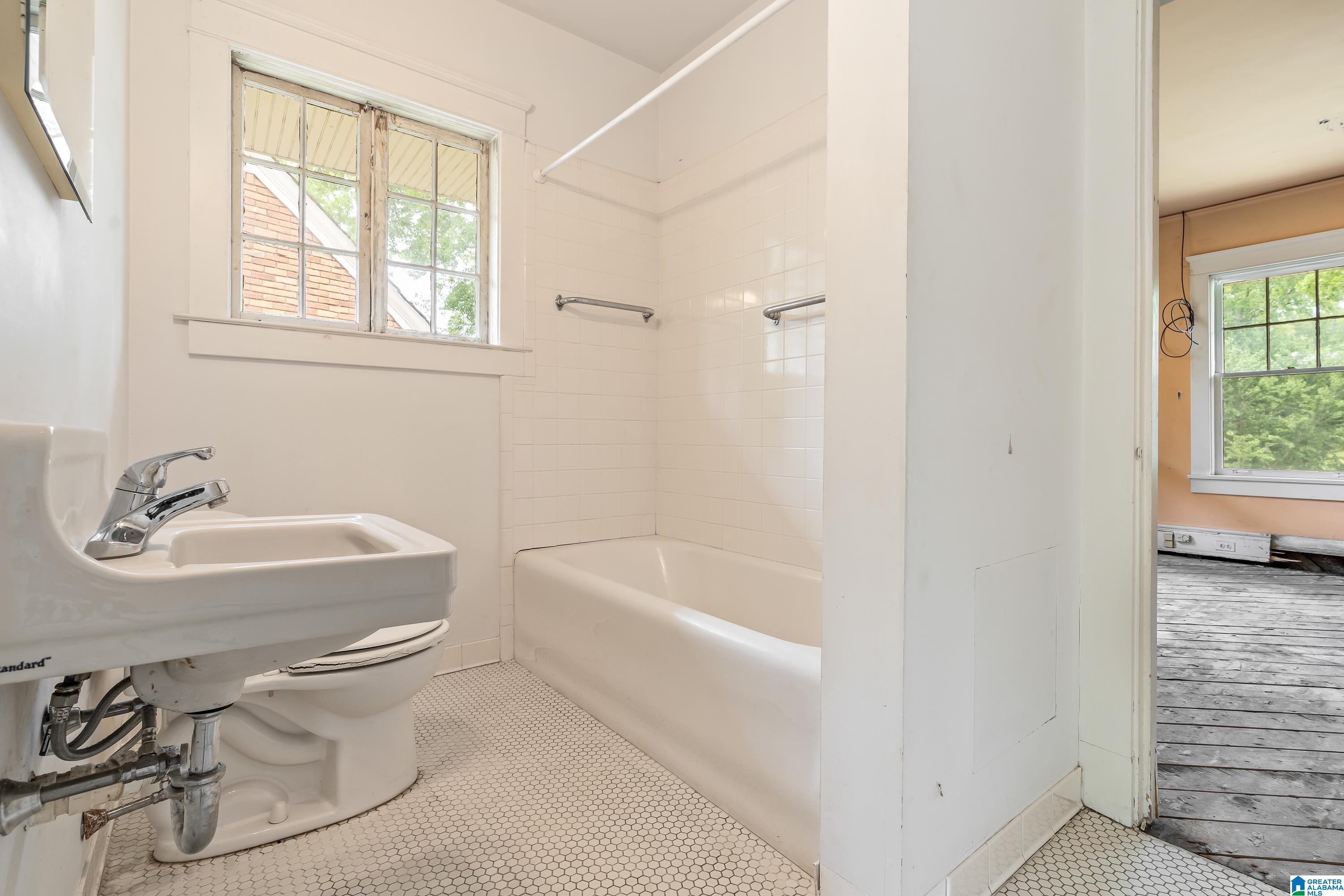 826 Essex Road Birmingham, AL 35222 - Photo 27 of 57