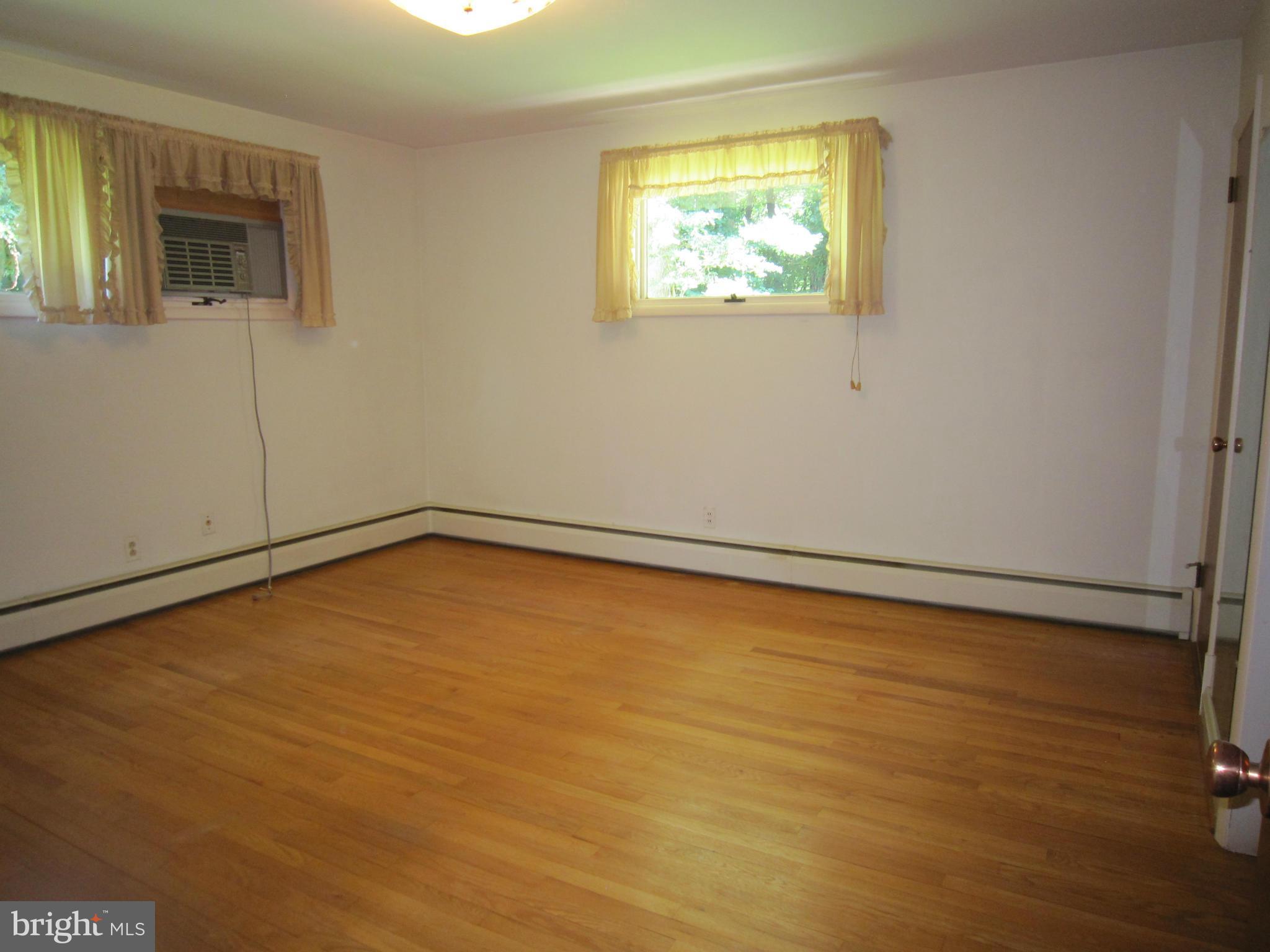 12311 Dover Road Reisterstown, MD 21136 - Photo 14 of 19 Bedroom (Master)