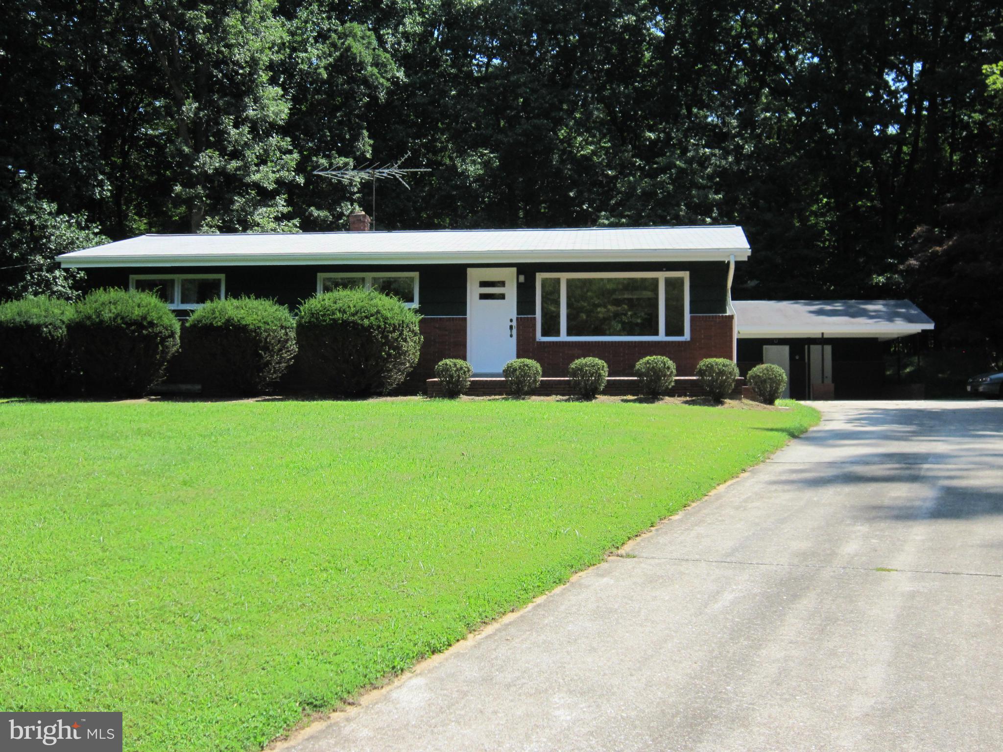 12311 Dover Road Reisterstown, MD 21136 - Photo 3 of 19 Exterior (Front)