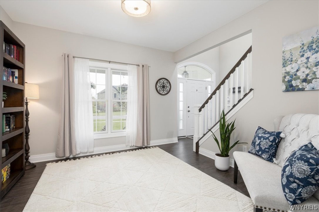 39 Partridge Walk Lancaster, NY 14086 - Photo 20 of 47 Reading/Den Room
