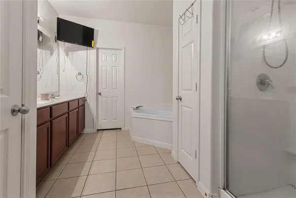 $260,960 | 640 Brookbank Drive, Crowley, TX 76036