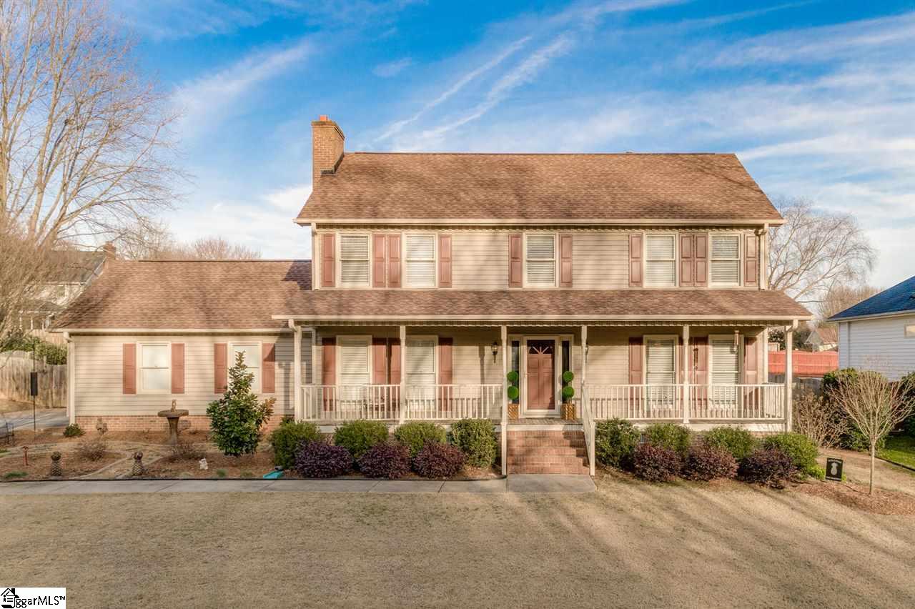 237 Hardwood Road Greenville, SC 29607 - Photo 1 of 36 Gallery Image 1