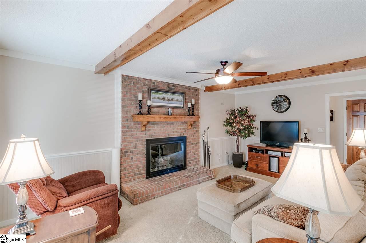 237 Hardwood Road Greenville, SC 29607 - Photo 7 of 36 Gallery Image 7
