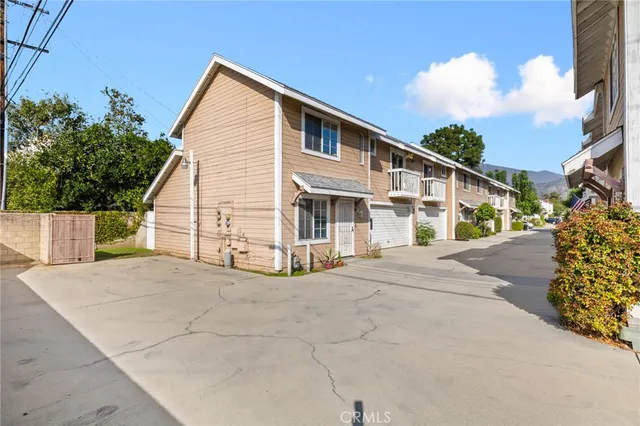 $3,250 | 856 West Olive Avenue, Unit C, Monrovia, CA 91016