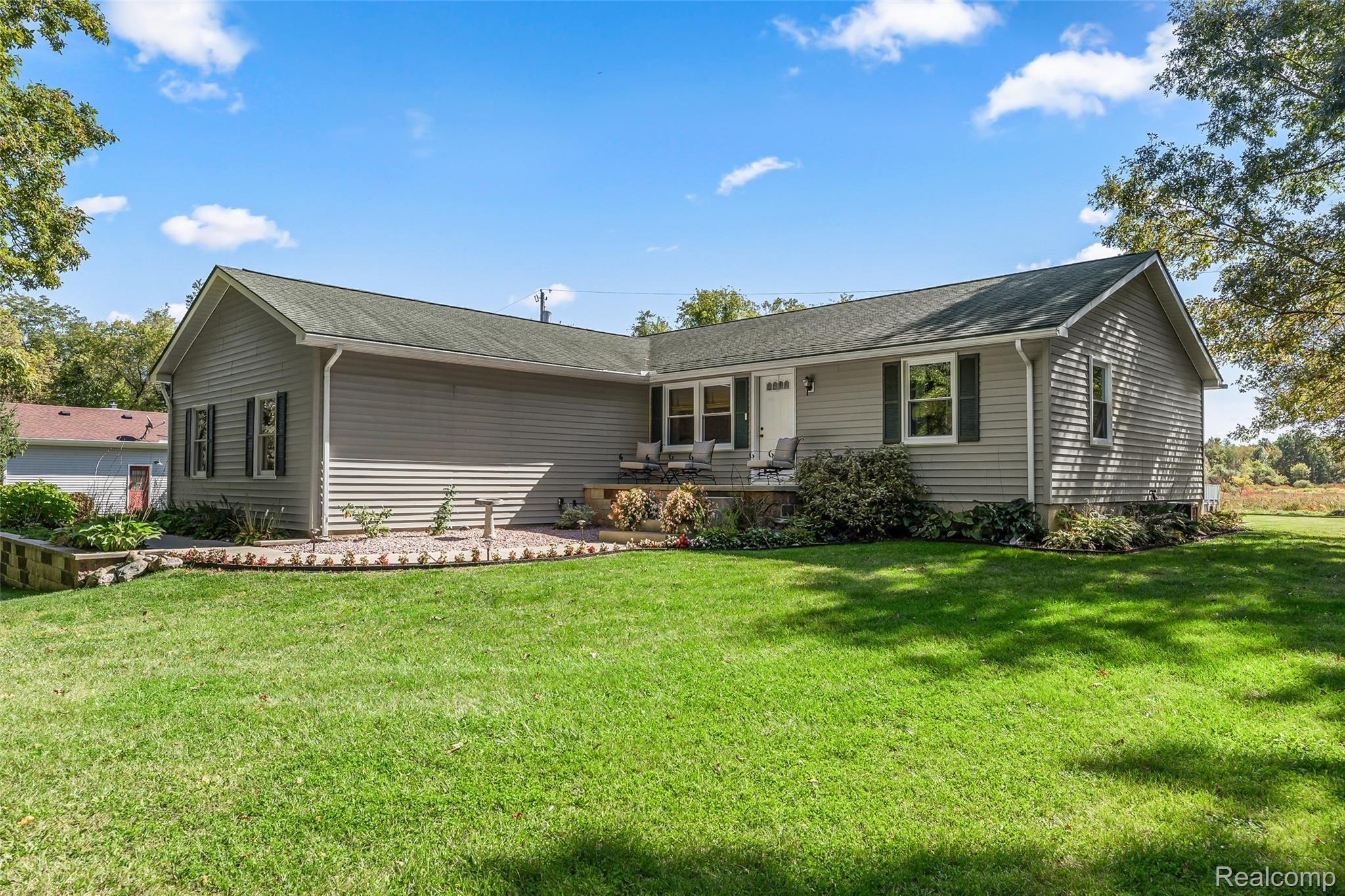 7190 Armstrong Road Howell, MI 48855 - Photo 1 of 41 1.Front