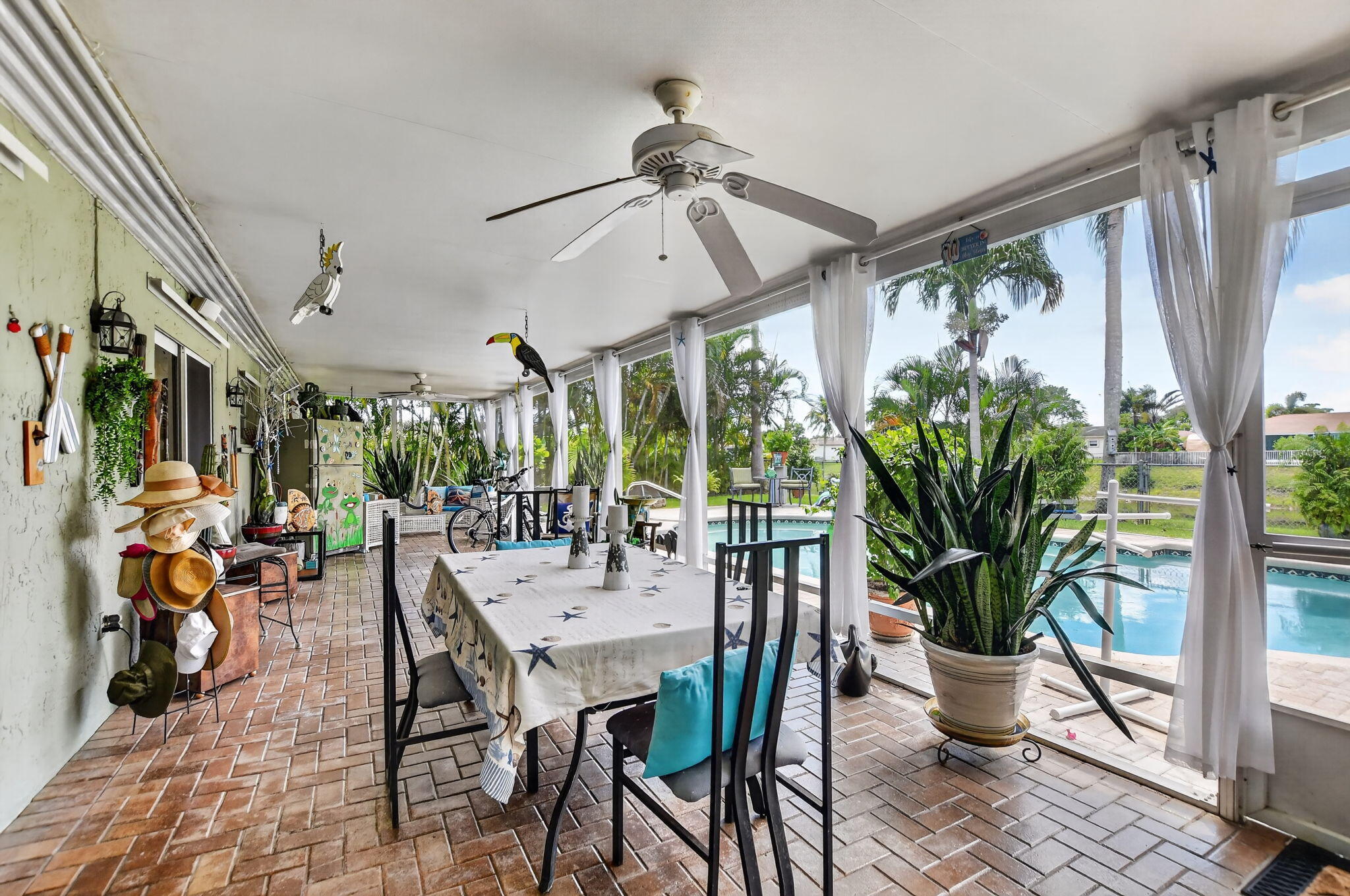 11078 Delta Circle Boca Raton, FL 33428 - Photo 30 of 43 11078 patio 1
