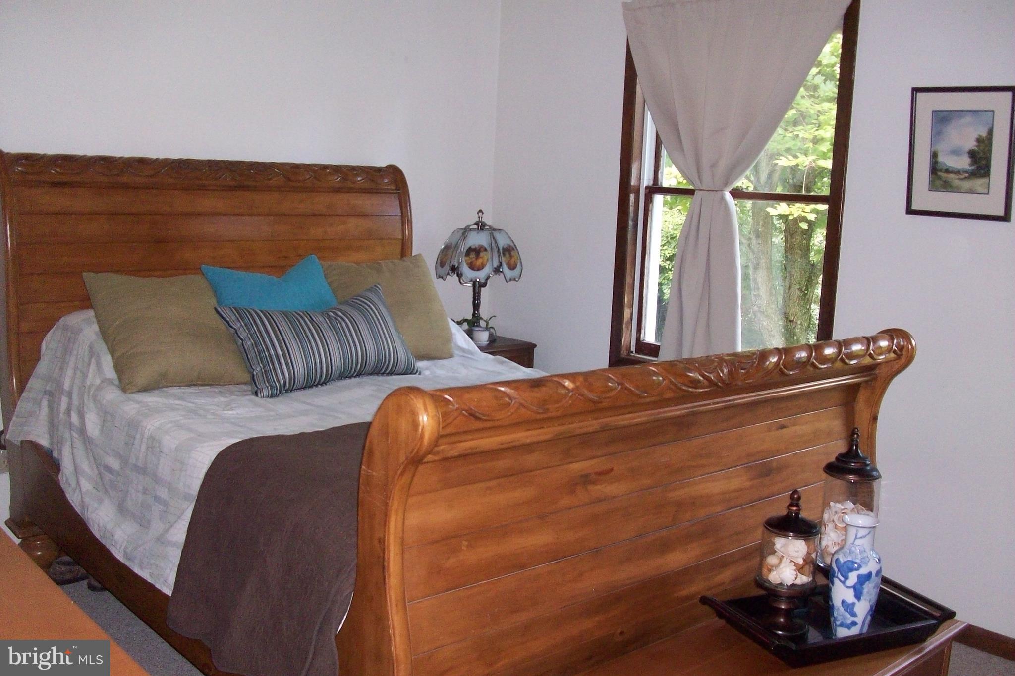 3031 Menges Mill Road Taneytown, MD 21787 - Photo 23 of 30 Nice master bedroom.