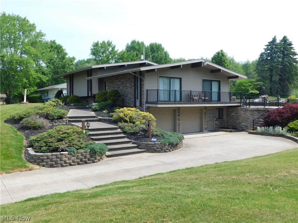 5575 South Arlington Road Clinton, OH 44216 - Photo 1 of 35 Gorgeous curb appeal on this one owner home