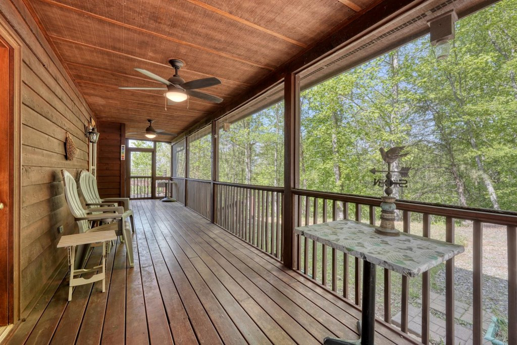 249 Buck Ridge Drive Murphy, NC 28906 - Photo 7 of 58