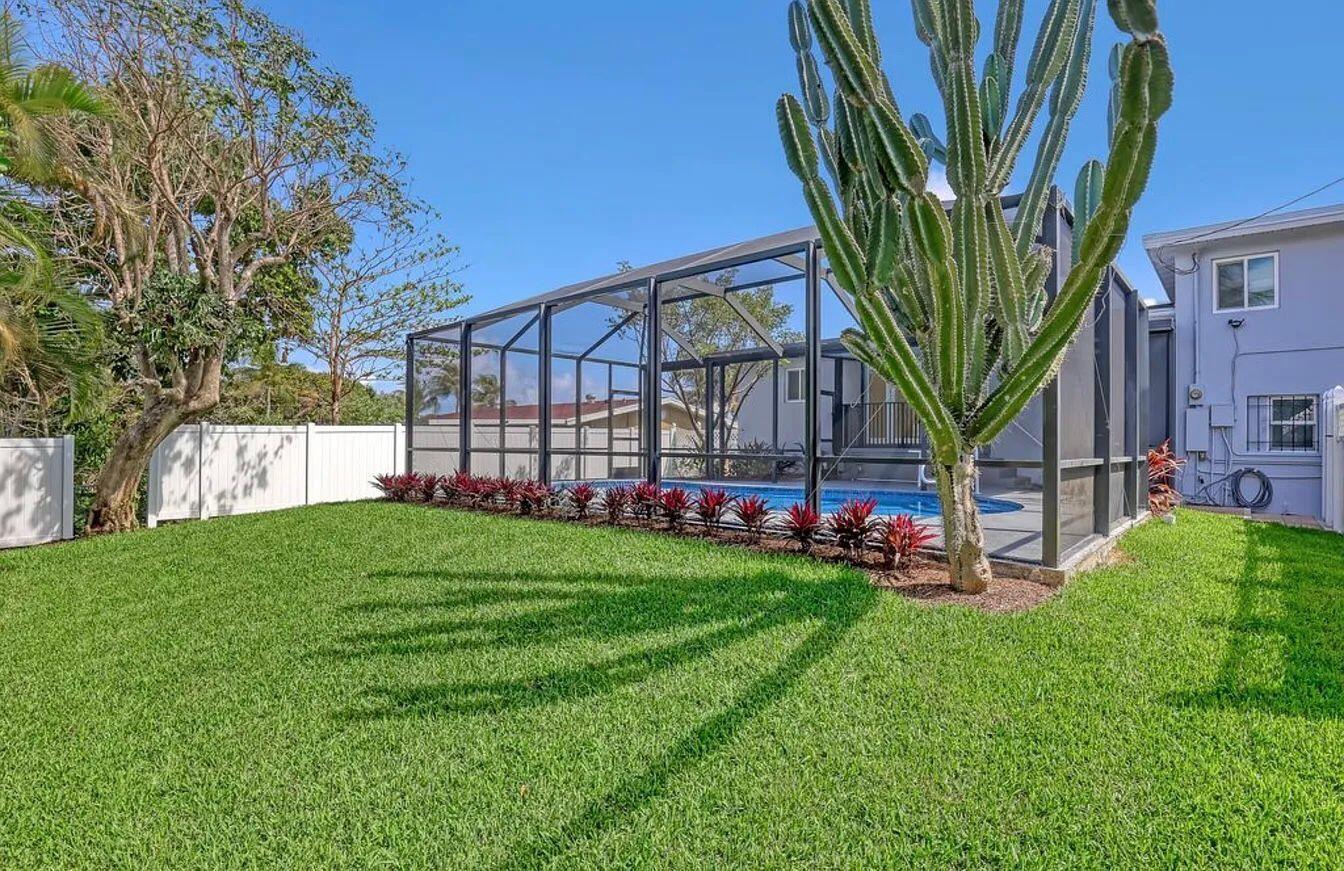 1505 High Ridge Road Lake Worth, FL 33461 - Photo 28 of 36 PHOTO-2026-05-29-20-13-41(3)
