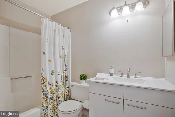 $2,700 | 7002 Channel Village Court, Unit 101, Annapolis, MD 21403