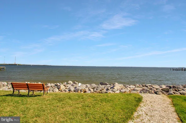 $2,700 | 7002 Channel Village Court, Unit 101, Annapolis, MD 21403
