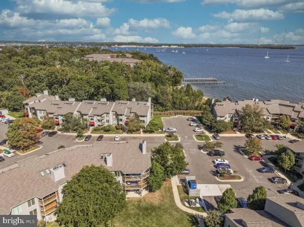 $2,700 | 7002 Channel Village Court, Unit 101, Annapolis, MD 21403