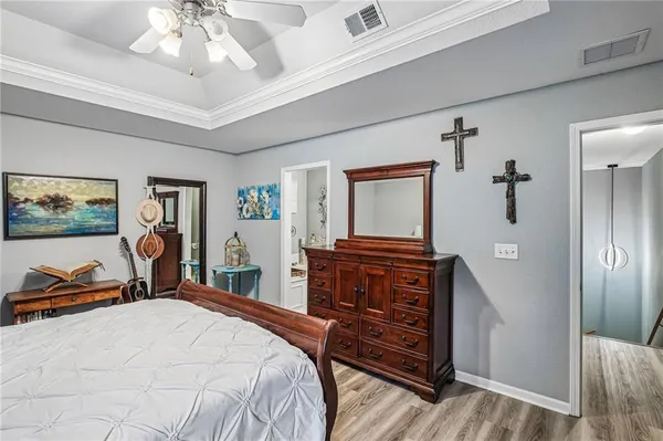 $235,000 | 9523 North Main Street, Kansas City, MO 64155