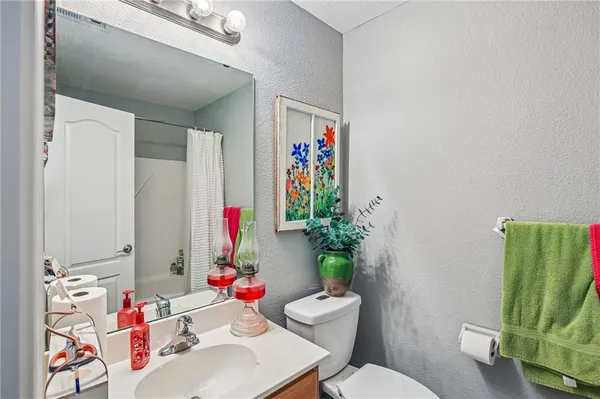 $235,000 | 9523 North Main Street, Kansas City, MO 64155