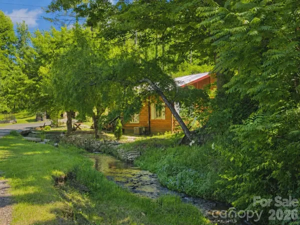 $225,000 | 92 Buchanan Drive, Bakersville, NC 28705