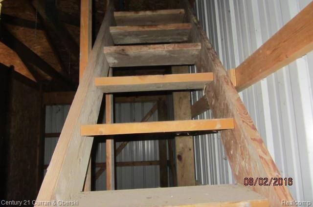 24481 Merriman Road New Boston, MI 48164 - Photo 37 of 41 24481 Merriman hud sage dated (43).JPG