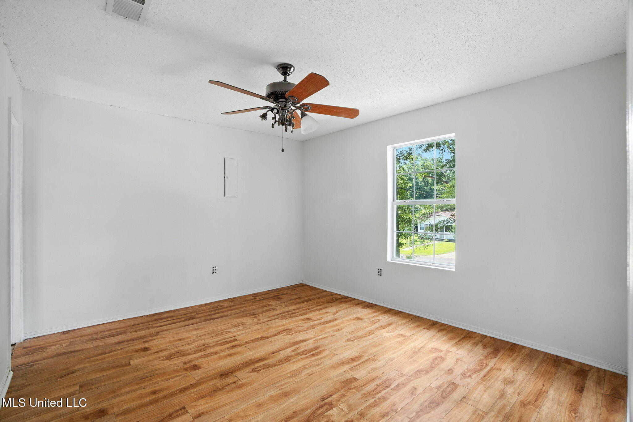 608 Baldwin Street Summit, MS 39666 - Photo 7 of 25 13-web-or-mls-EMP05777 Jason Colip