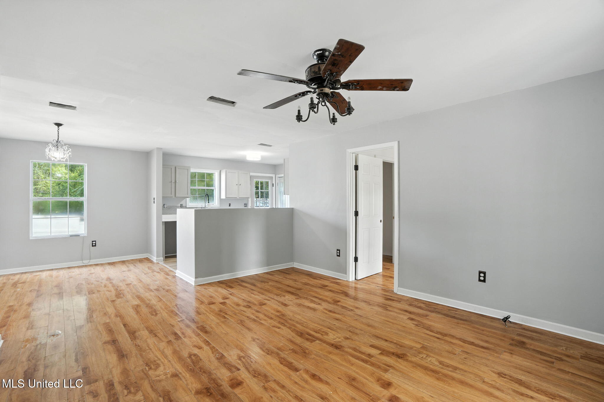 608 Baldwin Street Summit, MS 39666 - Photo 8 of 25 23-web-or-mls-EMP05810 Jason Colip