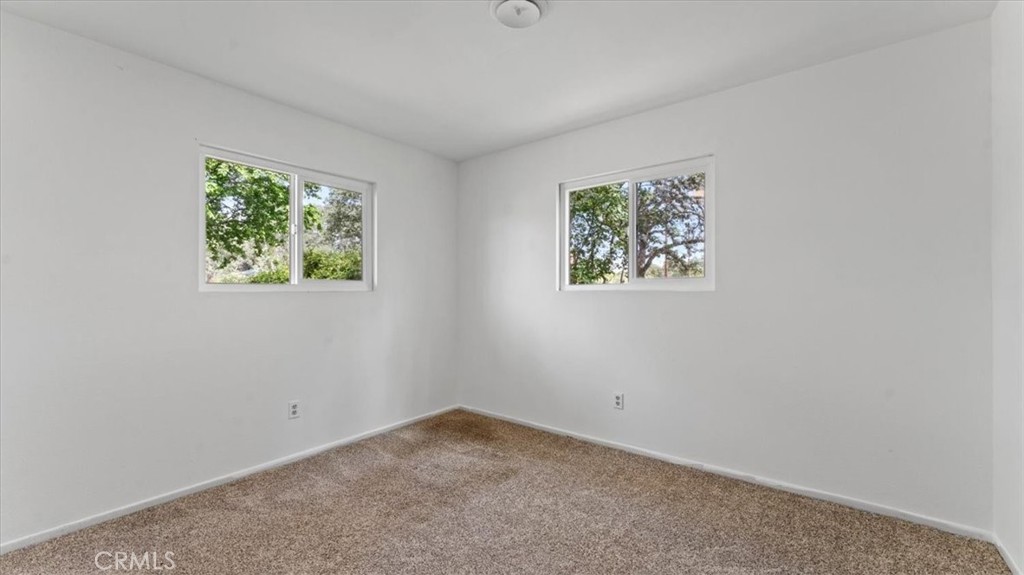 112 Los Verjeles Road Bangor, CA 95901 - Photo 40 of 48 an empty room with windows