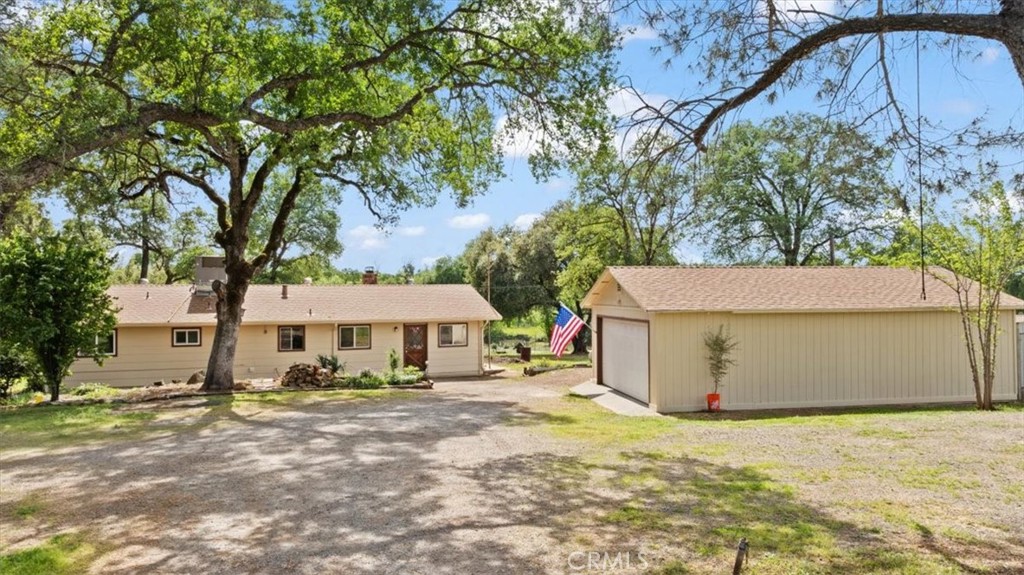 112 Los Verjeles Road Bangor, CA 95901 - Photo 8 of 48 a front view of a house with a yard