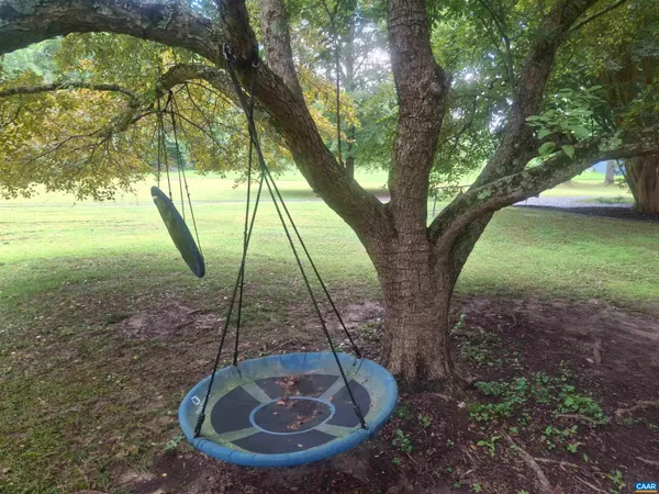 $474,900 | 76 Old Curdsville Road, Farmville, VA 23901