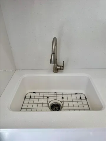 a close view of sink